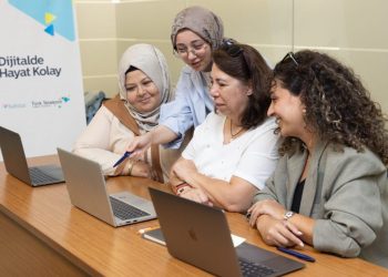 Türk Telekom 50 bin kadına ulaştı