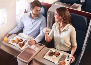 Uçaklarda yeni akım “yemeksiz” bağış kampanyası…